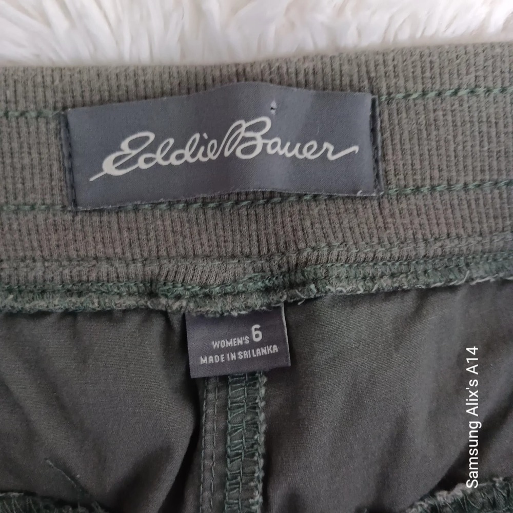 Eddie Bauer Women Pants Size 8 Mility Green Cargo Capri‎ Hiking Cotton Blend - Picture 6 of 11